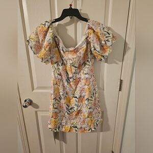 ASTR The Label NWT Floral Puff Sleeve Mini Dress Size L